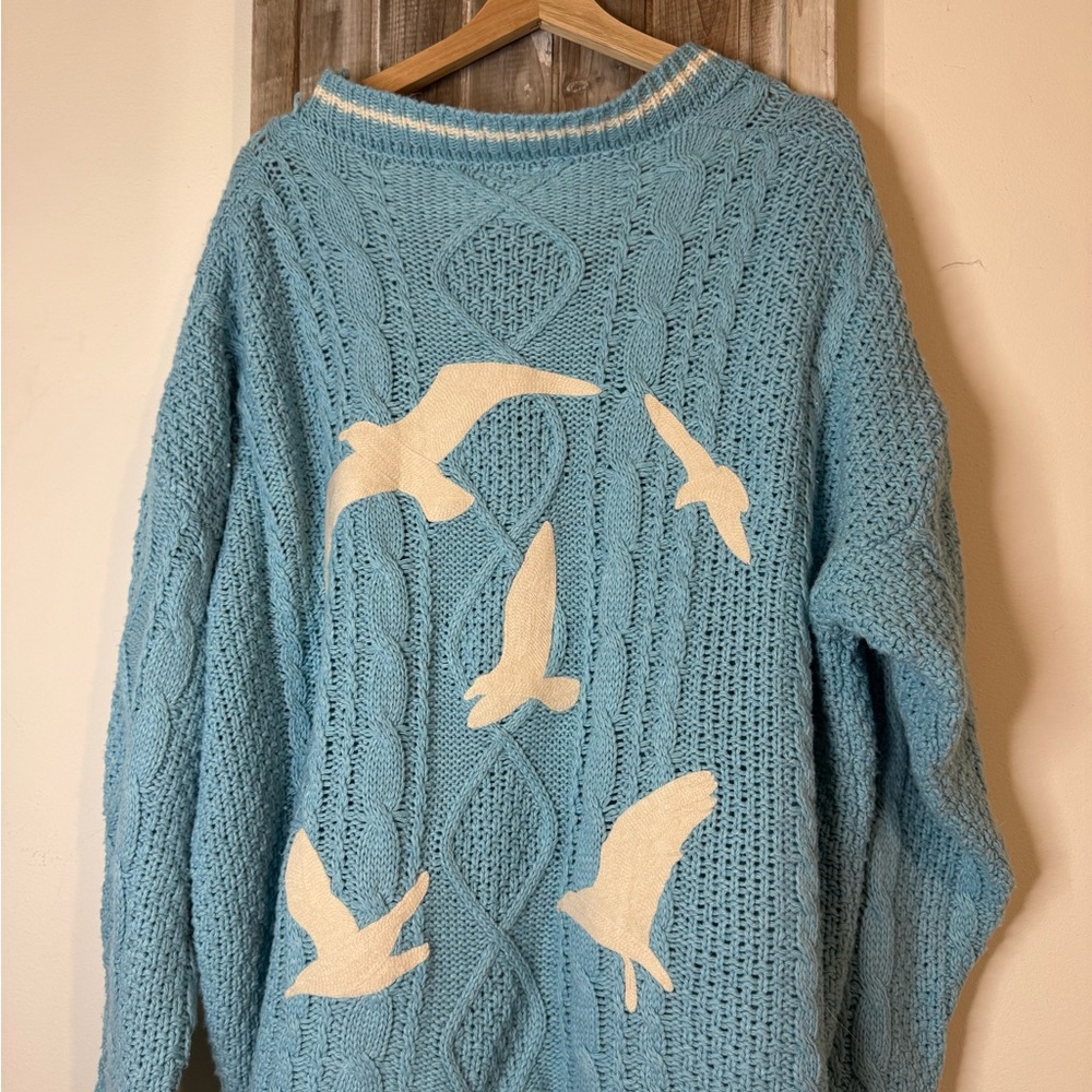 Taylor Swift Light Blue Cable Knit Cardigan - Picture 7 of 11